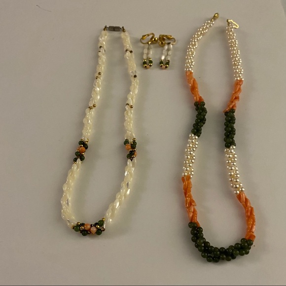 Vintage Coral, Jade & Pearl necklace and earrings - Picture 6 of 15